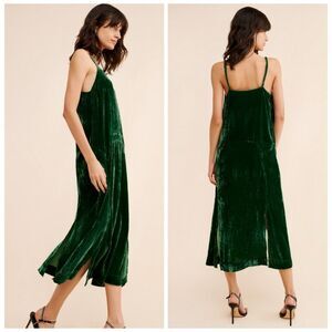 Rujuta Sheth Diana Velvet Midi Slip Dress in Emerald | Small